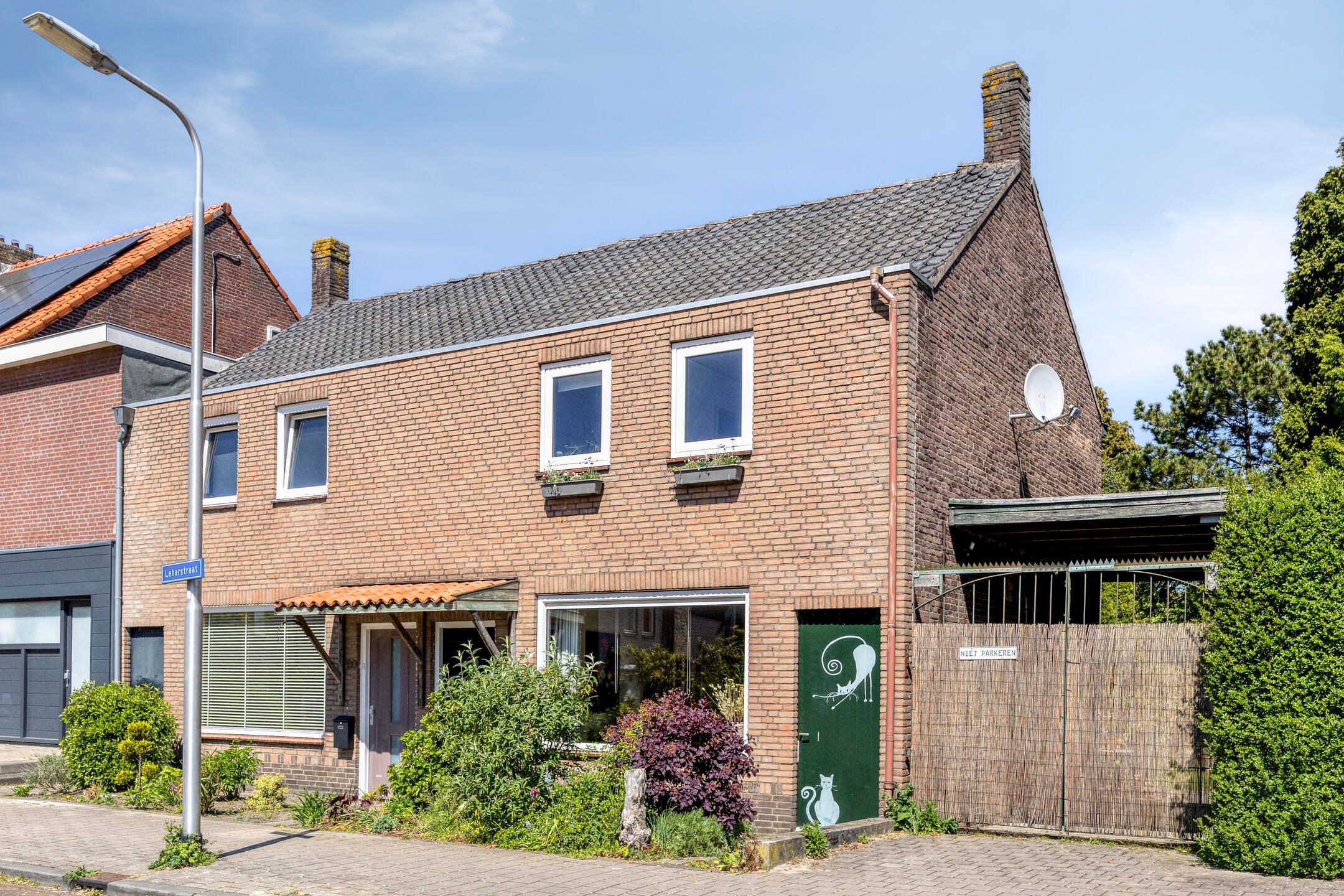 Foto 45 van Leharstraat 22