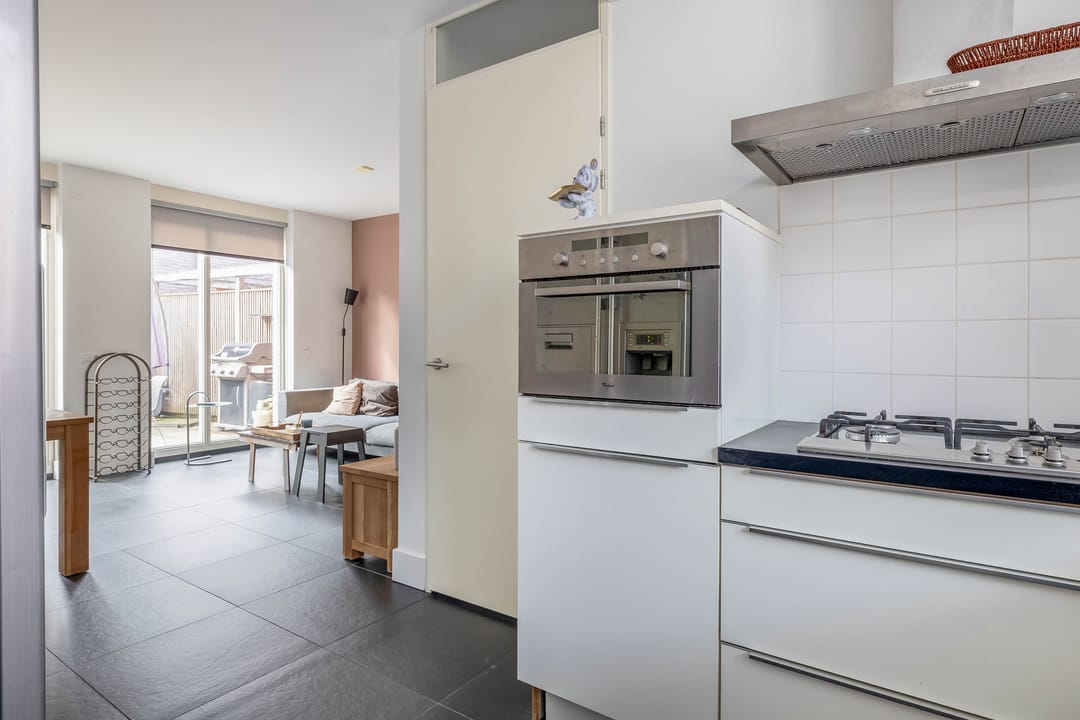 Photo 8 of De Jonghstraat 13