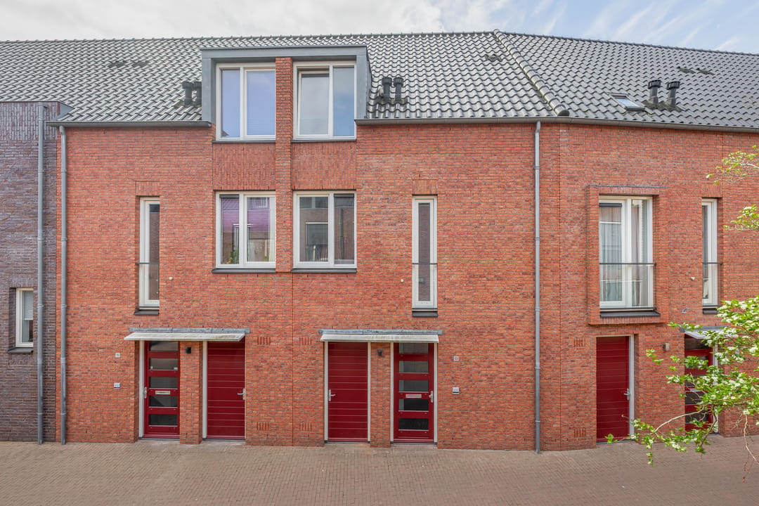 Photo 26 of De Jonghstraat 13