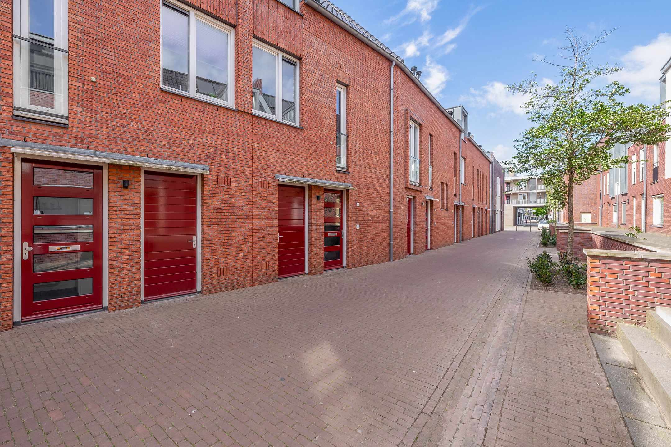 Photo 27 of De Jonghstraat 13