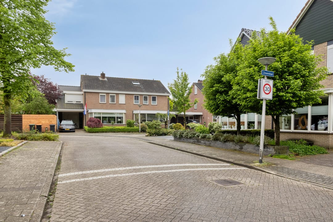 Foto 31 van Zevenblad 4