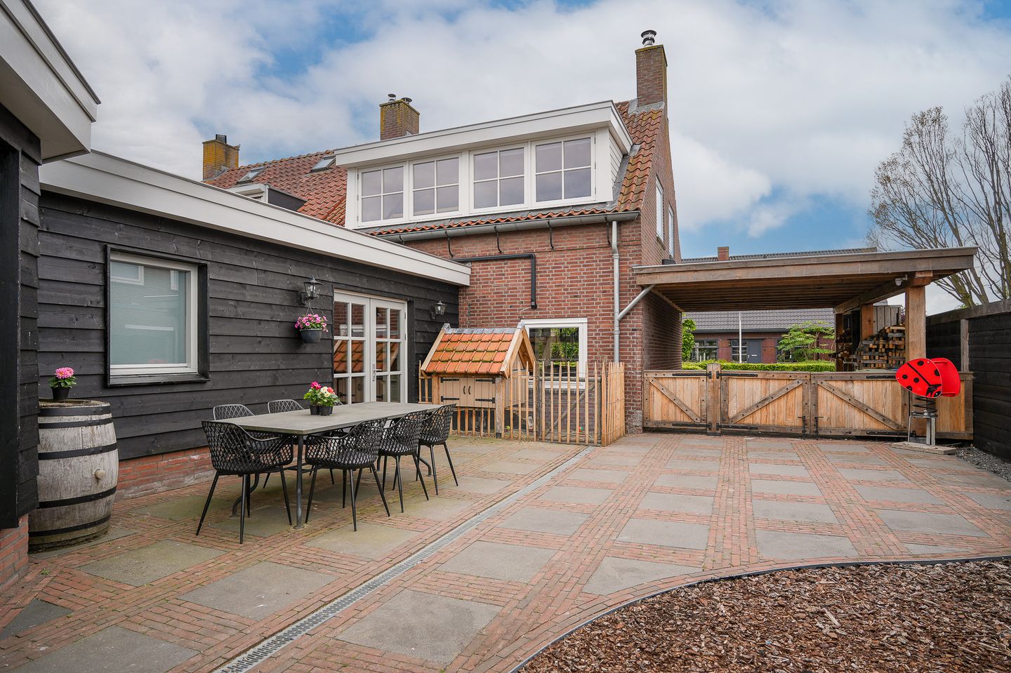 Photo 4 of Berenhoeksestraat 37