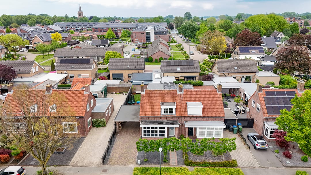 Photo 38 of Berenhoeksestraat 37