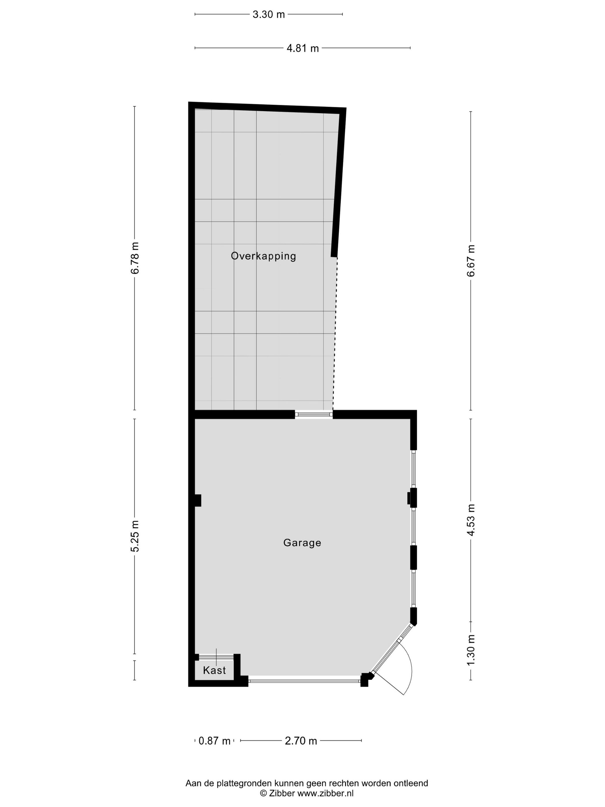 Spacious detached bungalow on large plot with garden privacy — 33