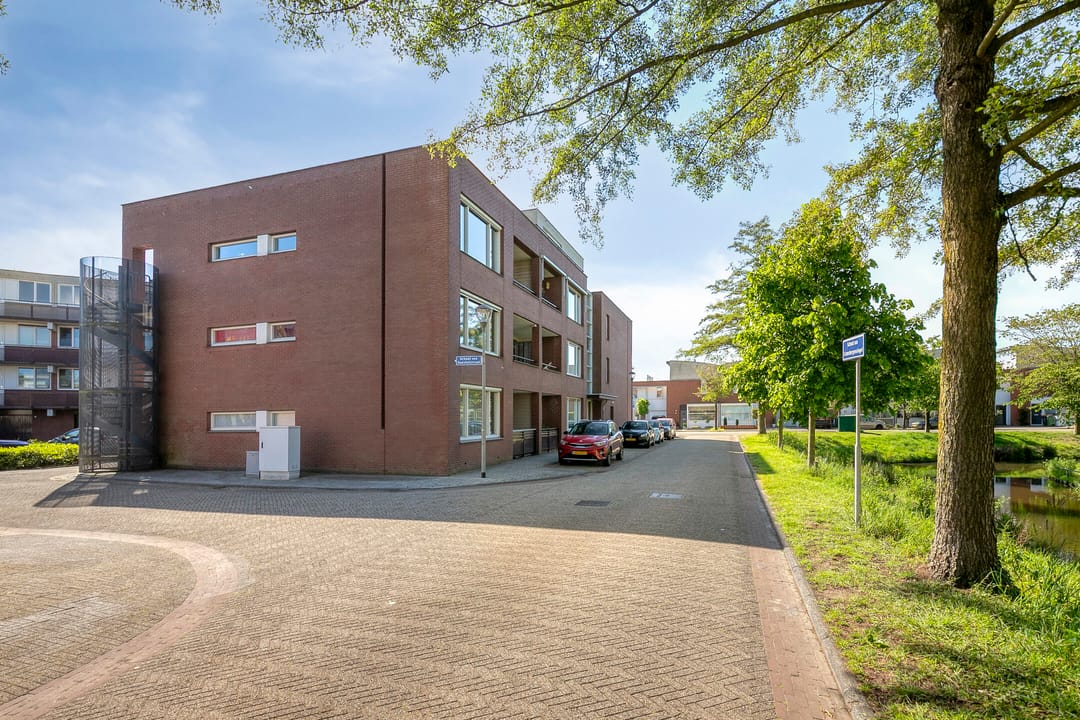Photo 7 of Schout van Raesfeltstraat 27