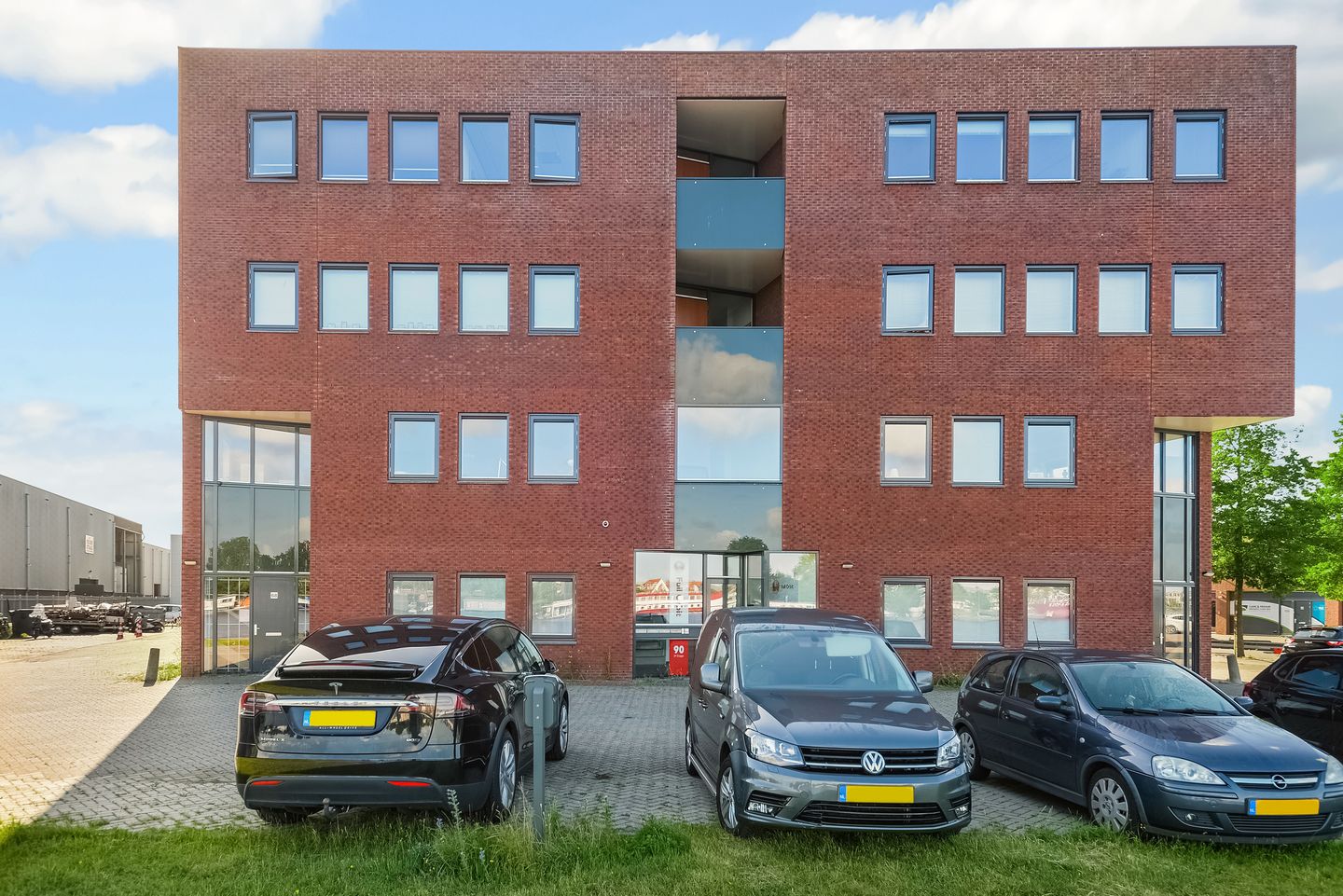 Bekijk foto 1 van Tingietersweg 90