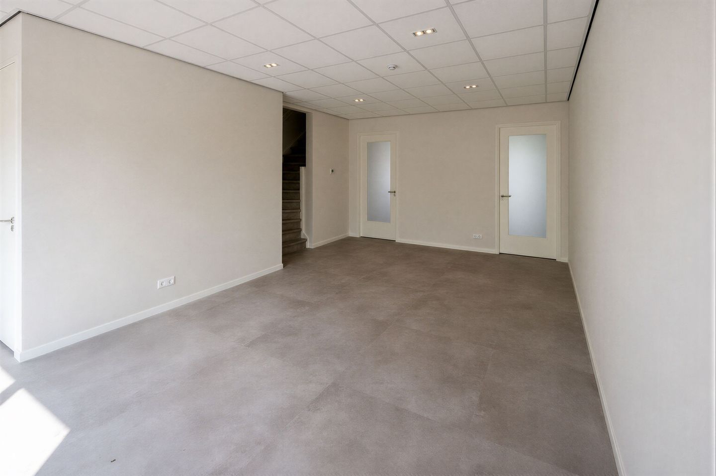 View photo 3 of Anna Reynvaanweg 72