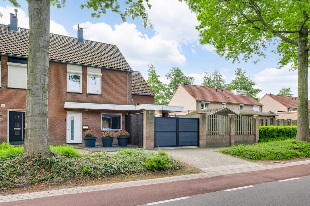 Photo 8 of Vondersestraat 26
