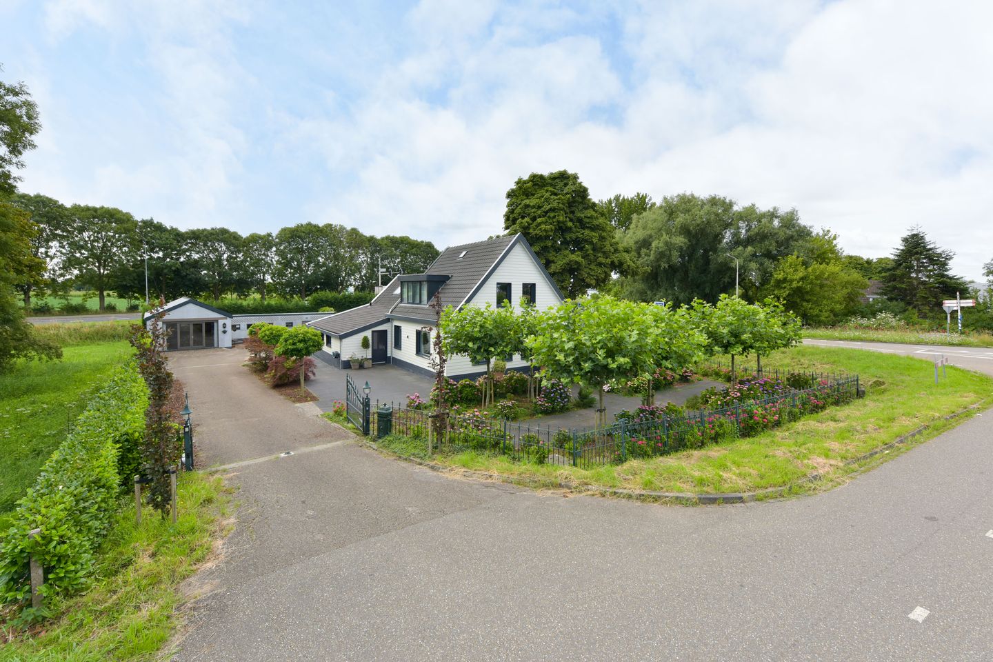 Foto 1 van Legmeerdijk 342