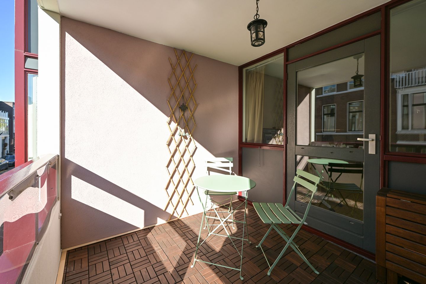 Spacious 5-Room Apartment with Private Parking and Terrace in Statenkwartier — 25