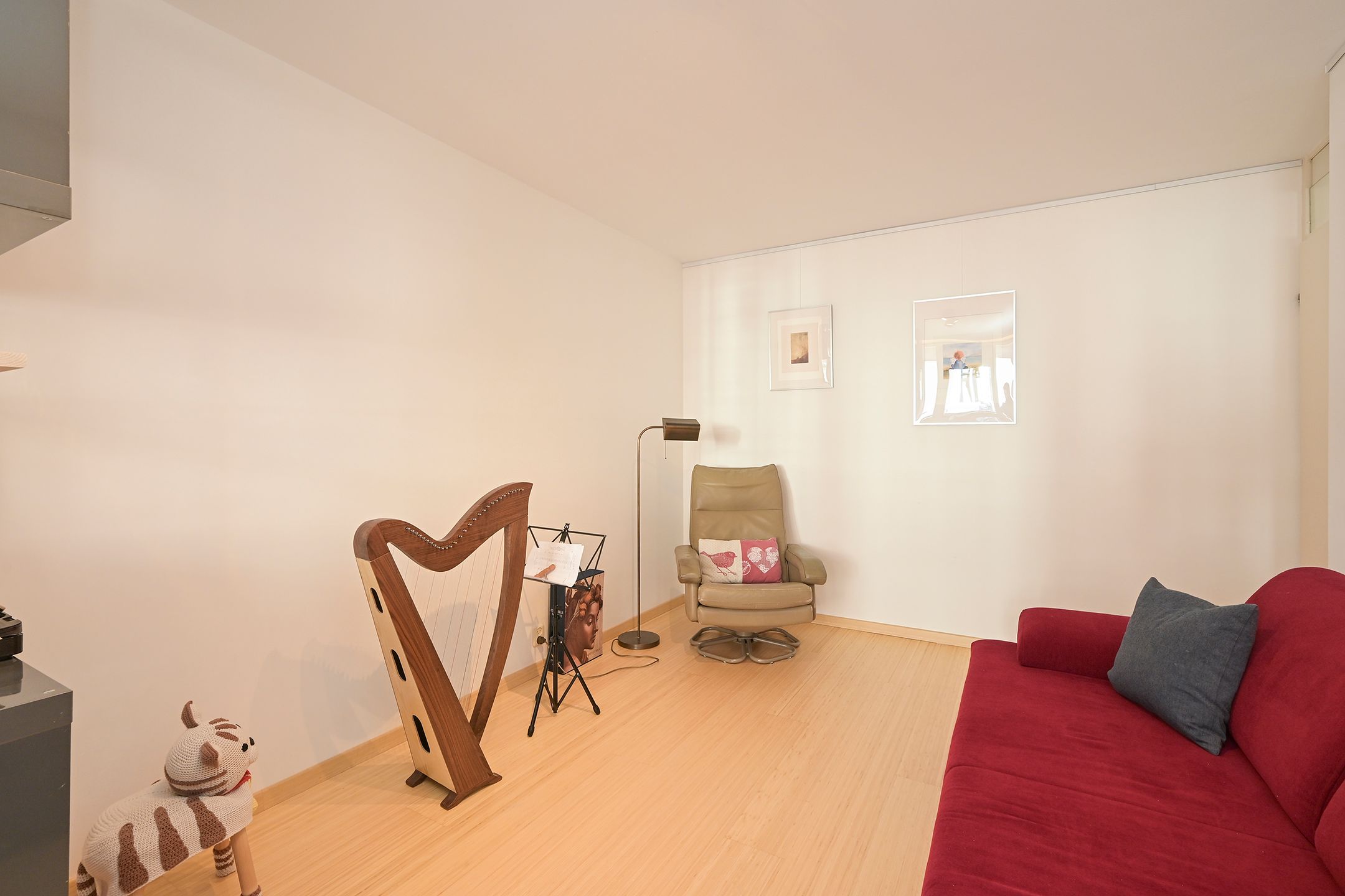 Spacious 5-Room Apartment with Private Parking and Terrace in Statenkwartier — 27