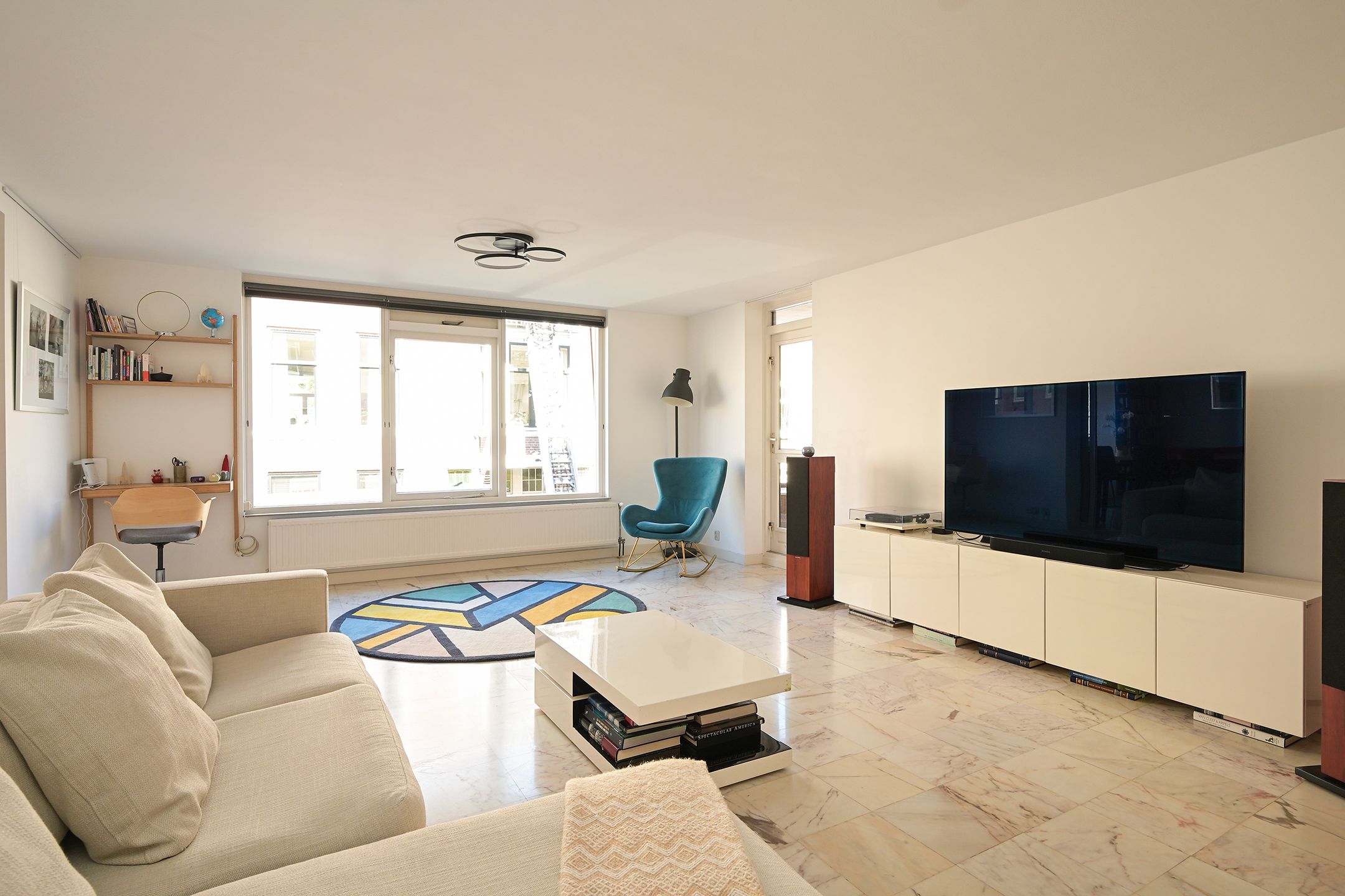 Spacious 5-Room Apartment with Private Parking and Terrace in Statenkwartier — 9