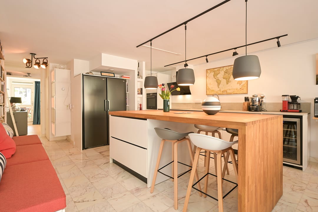 Spacious 5-Room Apartment with Private Parking and Terrace in Statenkwartier — 16