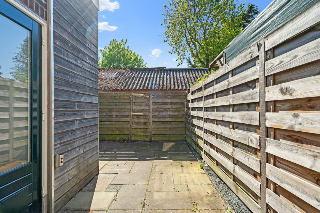 Photo 38 of Leliestraat 41