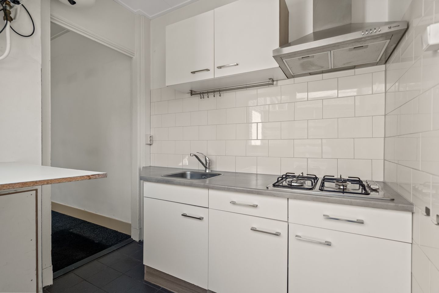 Photo 14 of Leliestraat 41