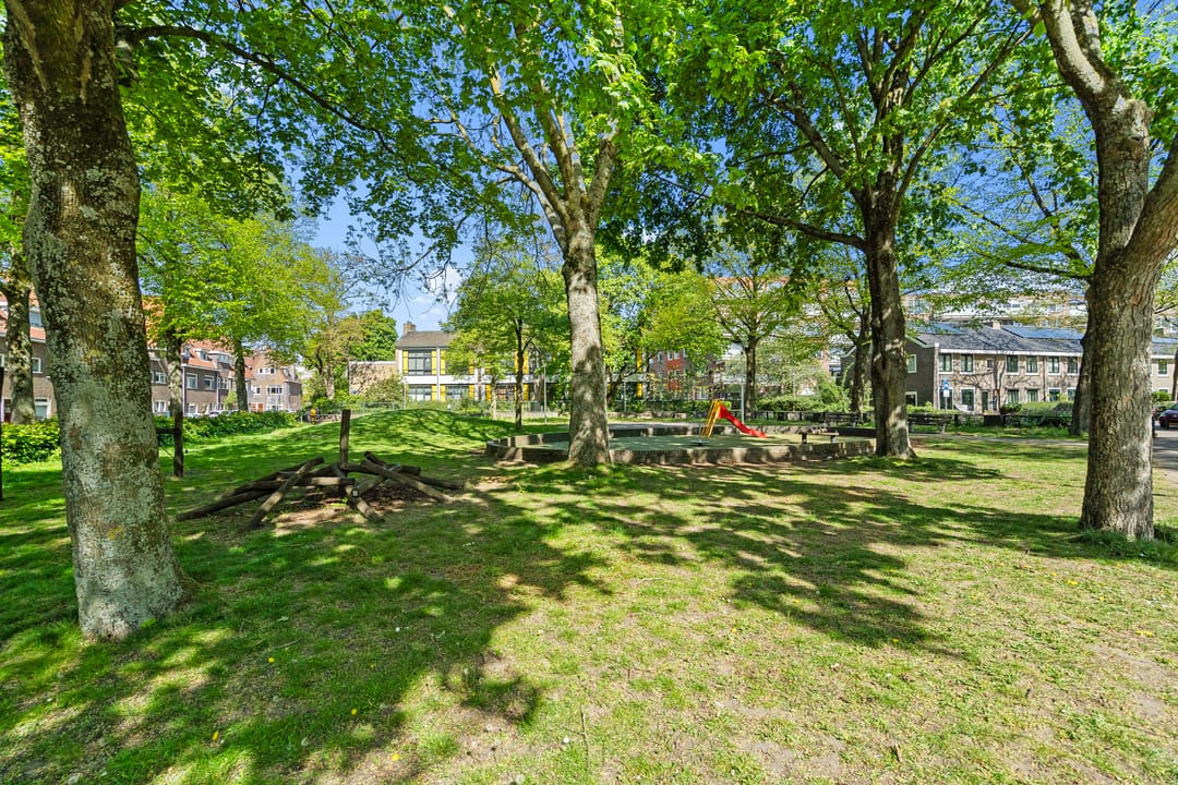 Photo 47 of Leliestraat 41