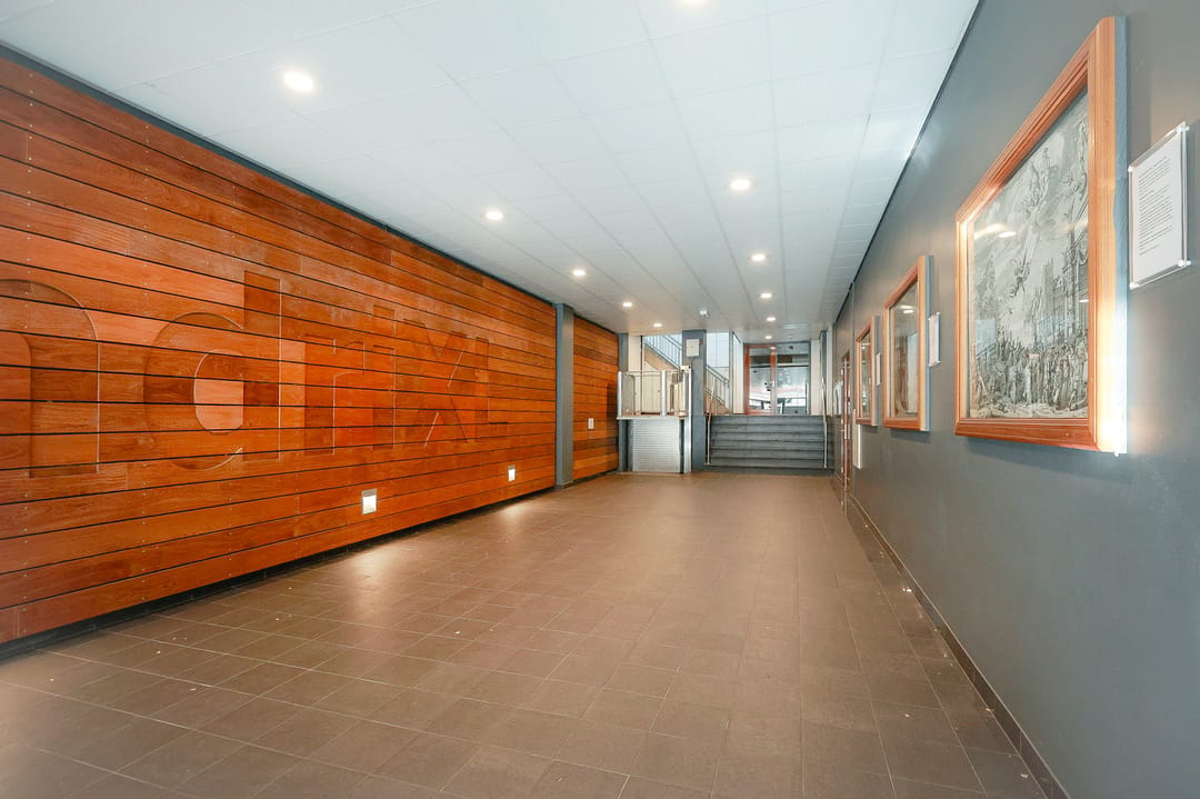 Photo 7 of Van Oldenbarneveldtstraat 54-H