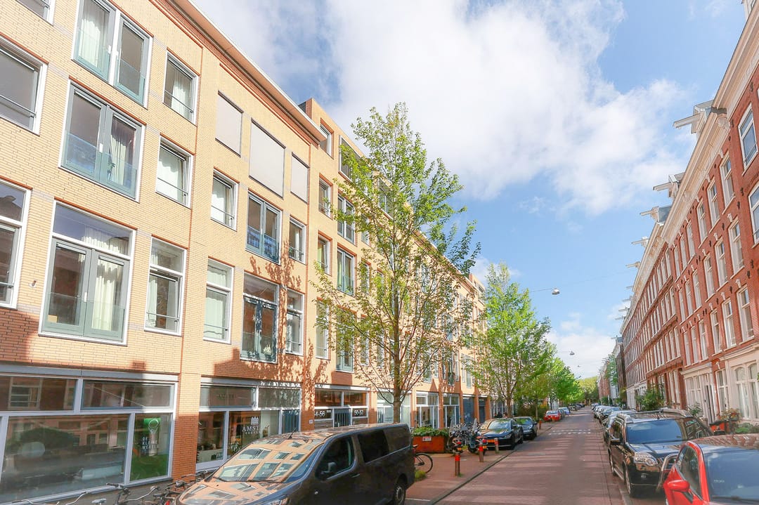 Photo 46 of Van Oldenbarneveldtstraat 54-H