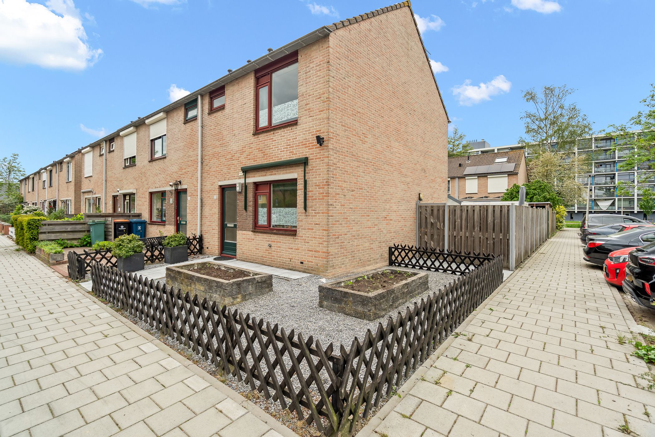 Photo 6 of Leeuwerikstraat 20