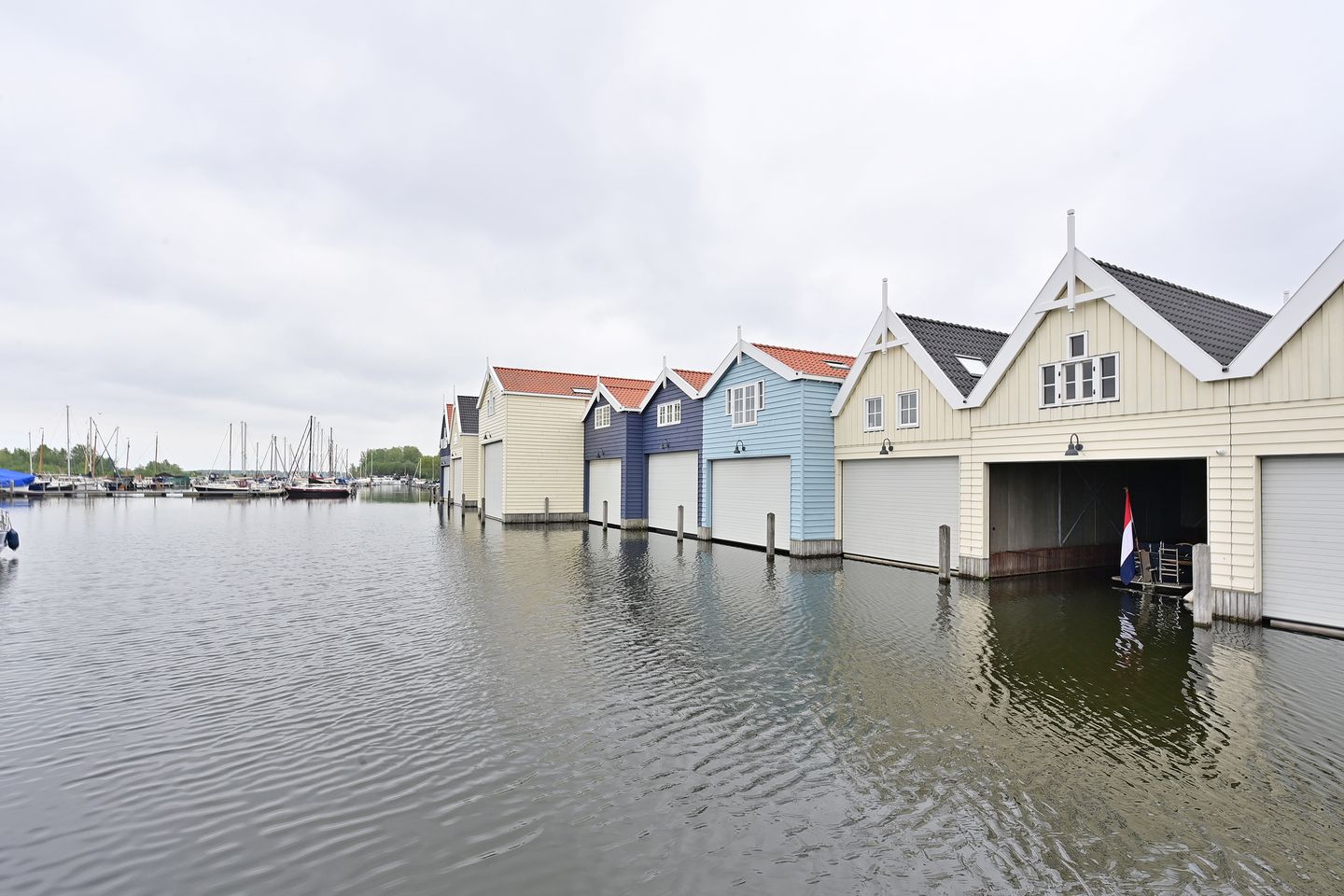 Bekijk foto 3 van De Pier 12