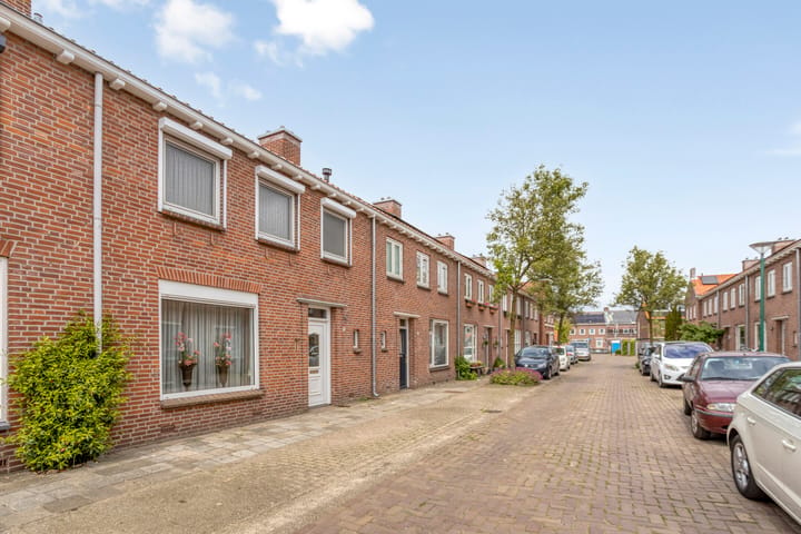 Foto 5 van Beatrixstraat 8