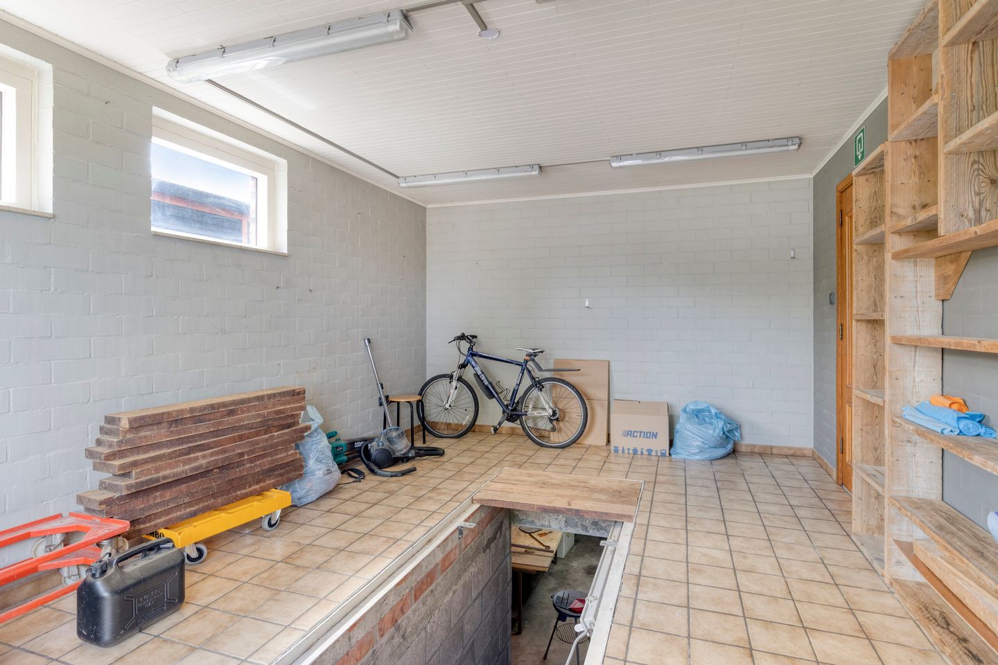 Spacious Ground-Floor Family Home with Solar Panels in Lommel-Centrum — 19