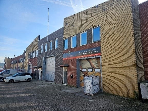 View photo 3 of Impuls 39