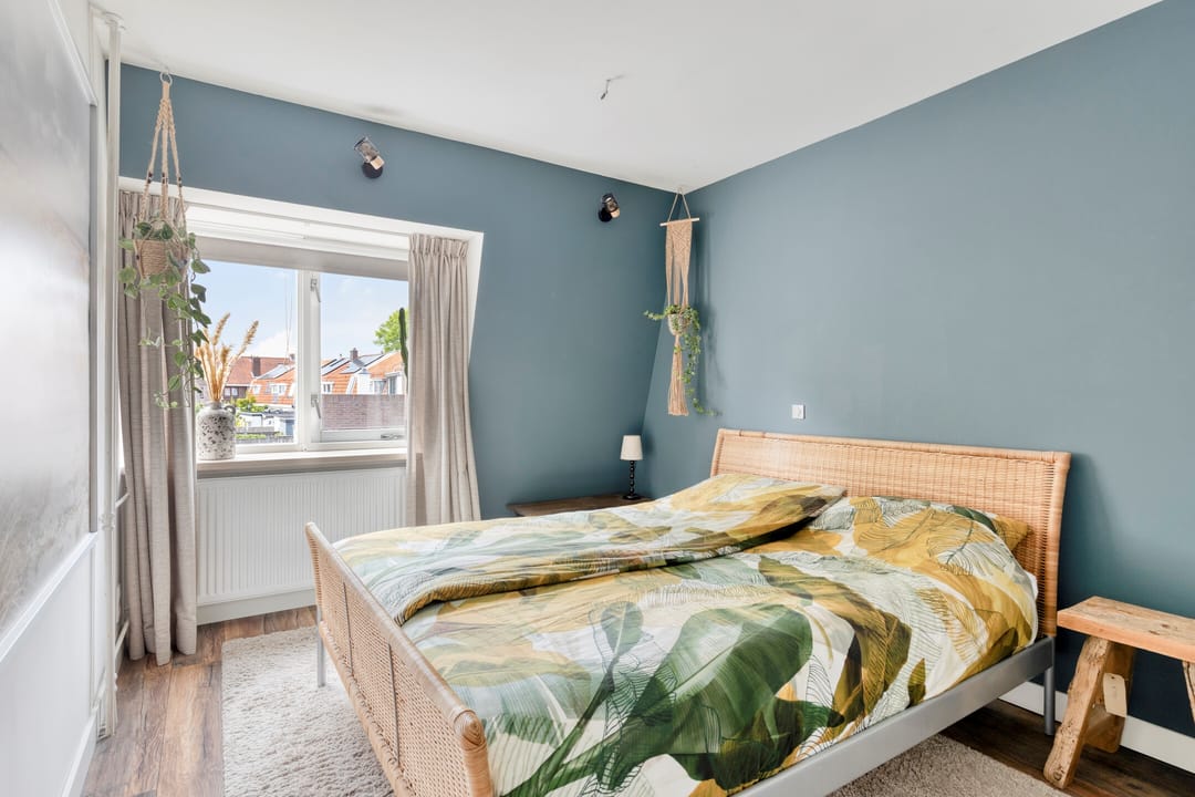 Turn-key family home with 10 solar panels and sunny west-facing garden in Pernis — 22