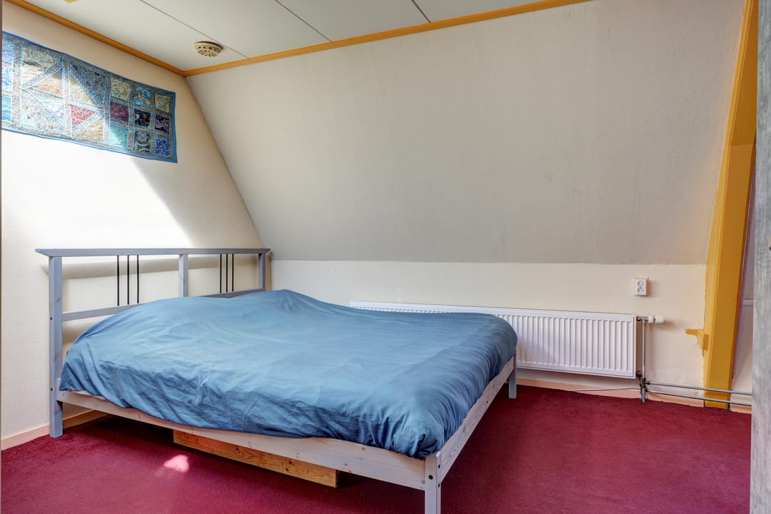 Characteristic terraced house near Hoorn city center and train station — 28