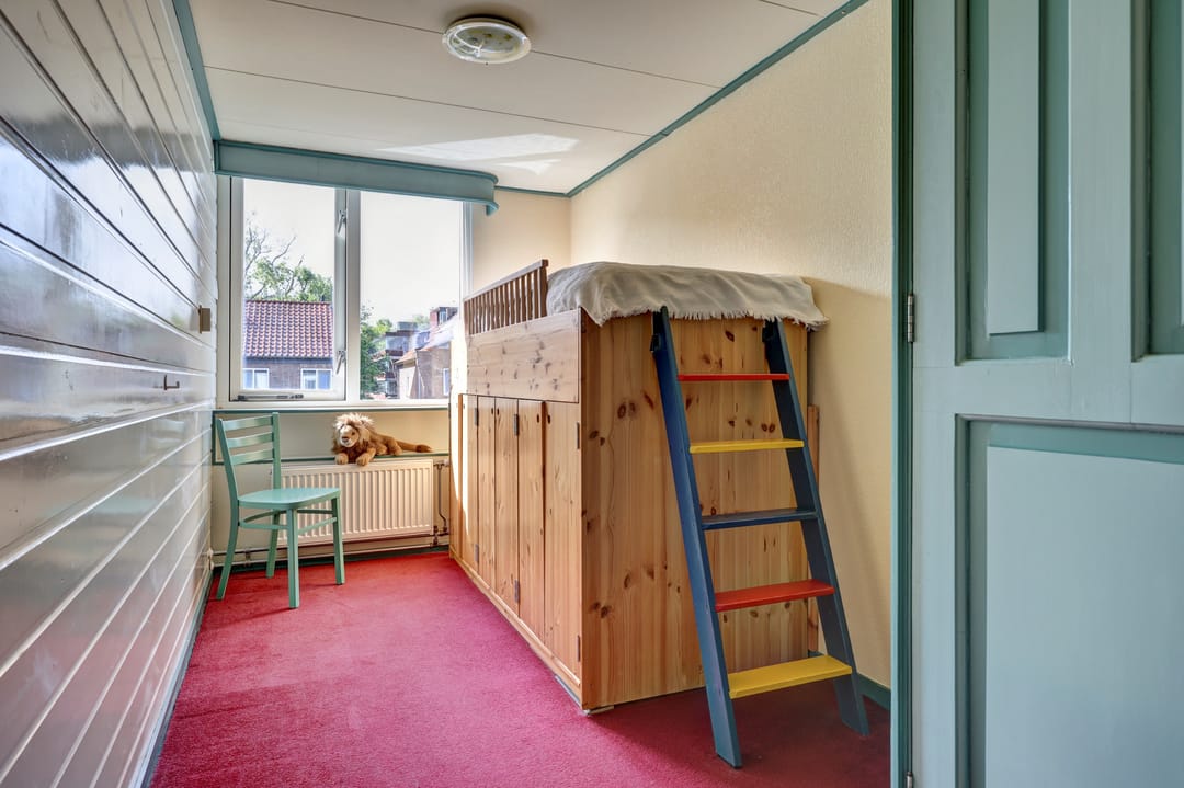Characteristic terraced house near Hoorn city center and train station — 32