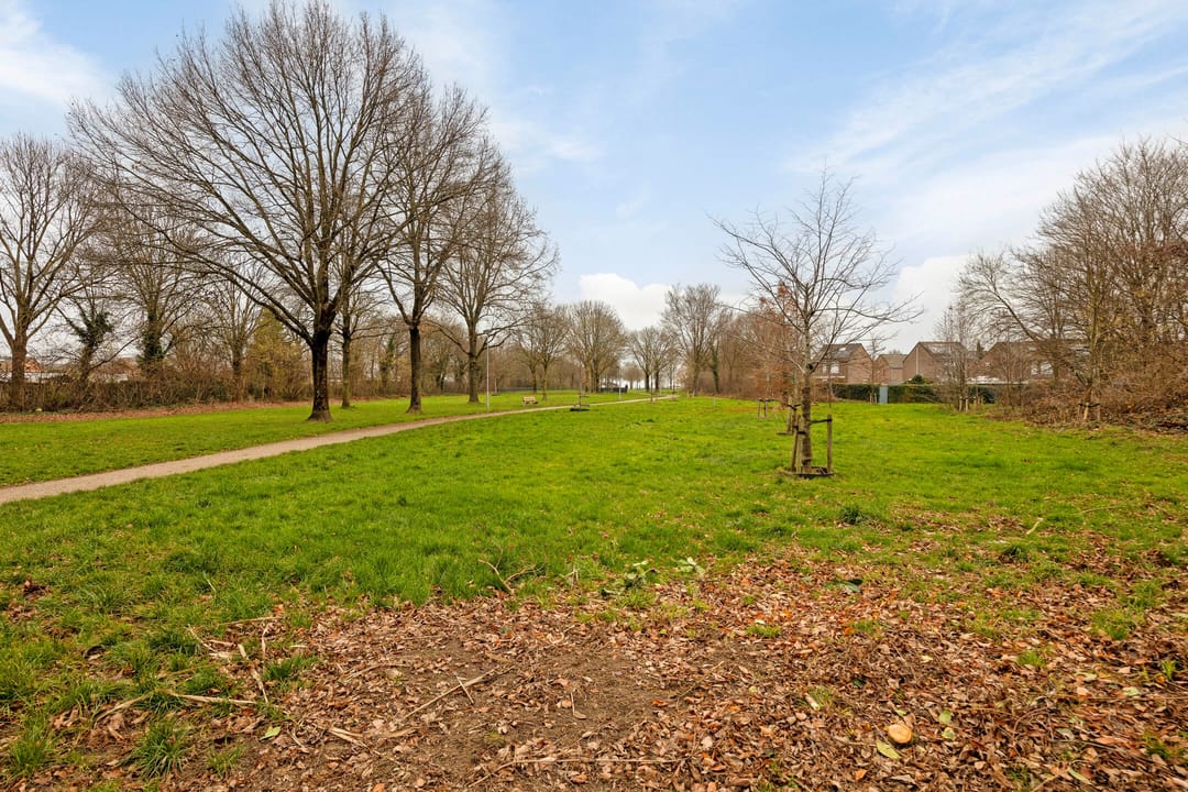 Photo 8 of Veeweg 85