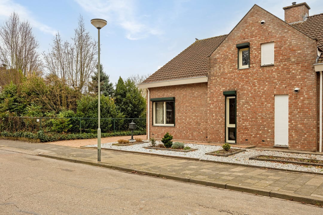 Photo 13 of Veeweg 85