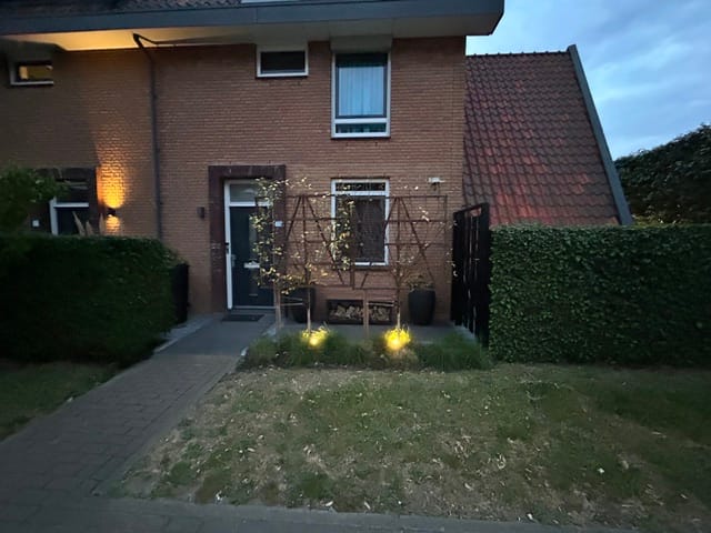 Foto 43 van Triumphperenlaan 25