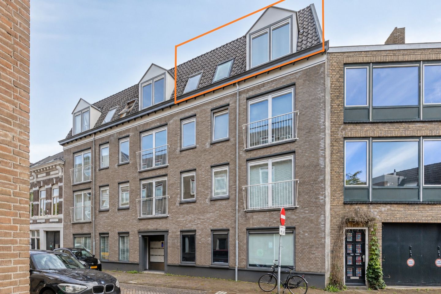 Foto 1 van Nieuwe Huizen 13-B