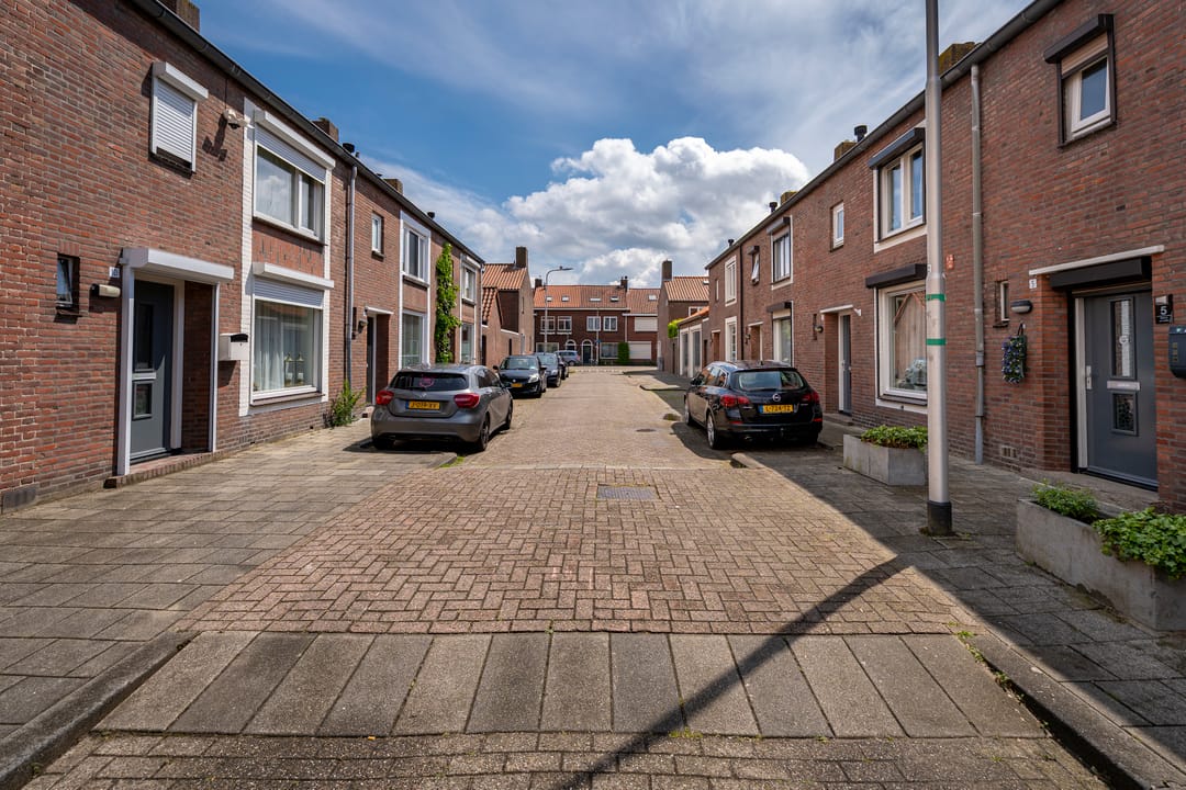 Photo 31 of Jacob Lemairestraat 8