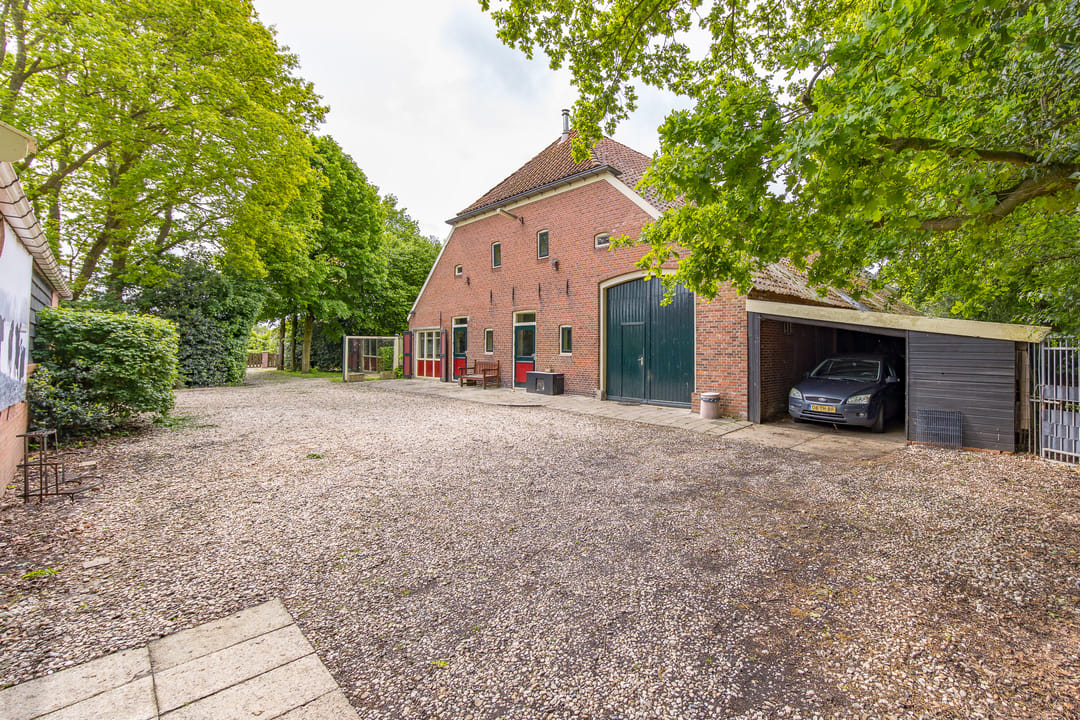 Photo 37 of Zuiderdiep 557