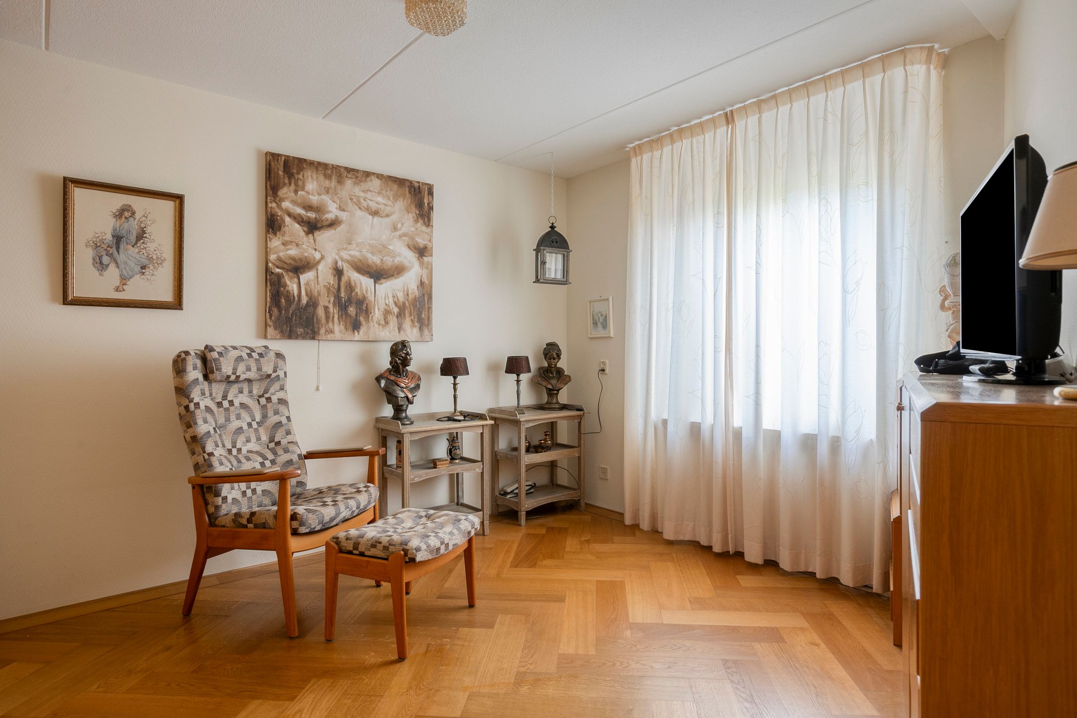 Photo 9 of Parelhoen 8