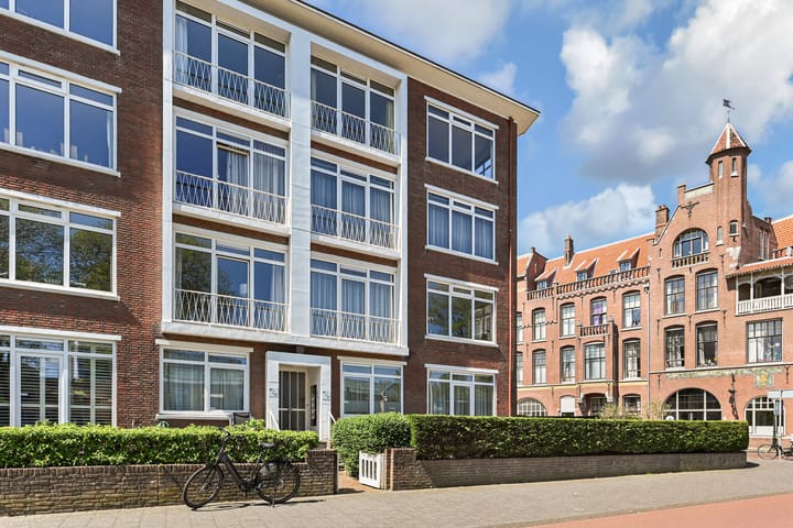 Photo 3 of Stadhouderslaan 90-C