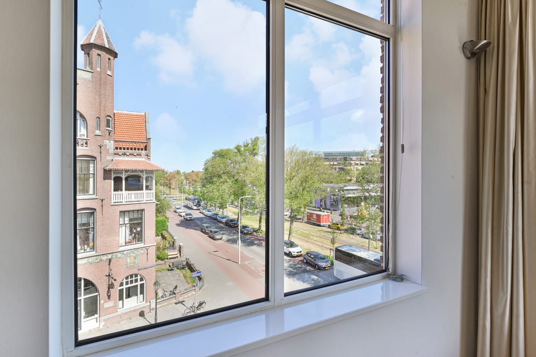 Photo 13 of Stadhouderslaan 90-C