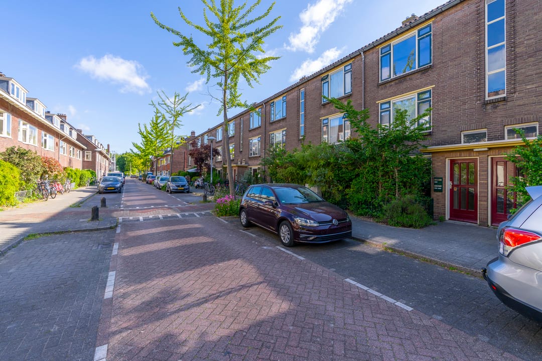 Characterful 3-Room Apartment with Balcony in Popular Nieuw-Engeland — 26