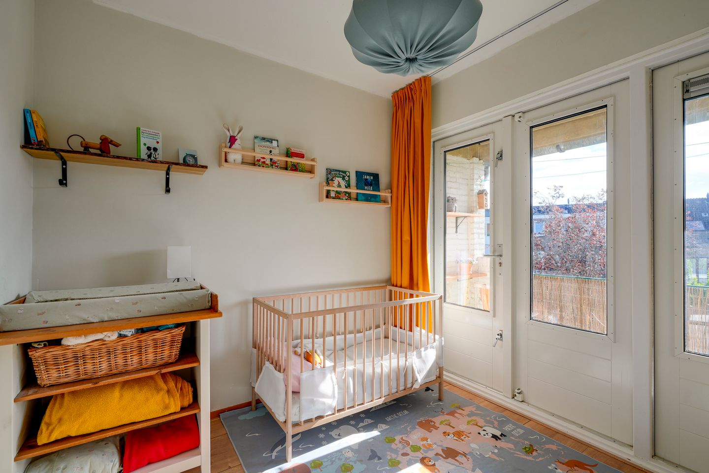 Characterful 3-Room Apartment with Balcony in Popular Nieuw-Engeland — 14