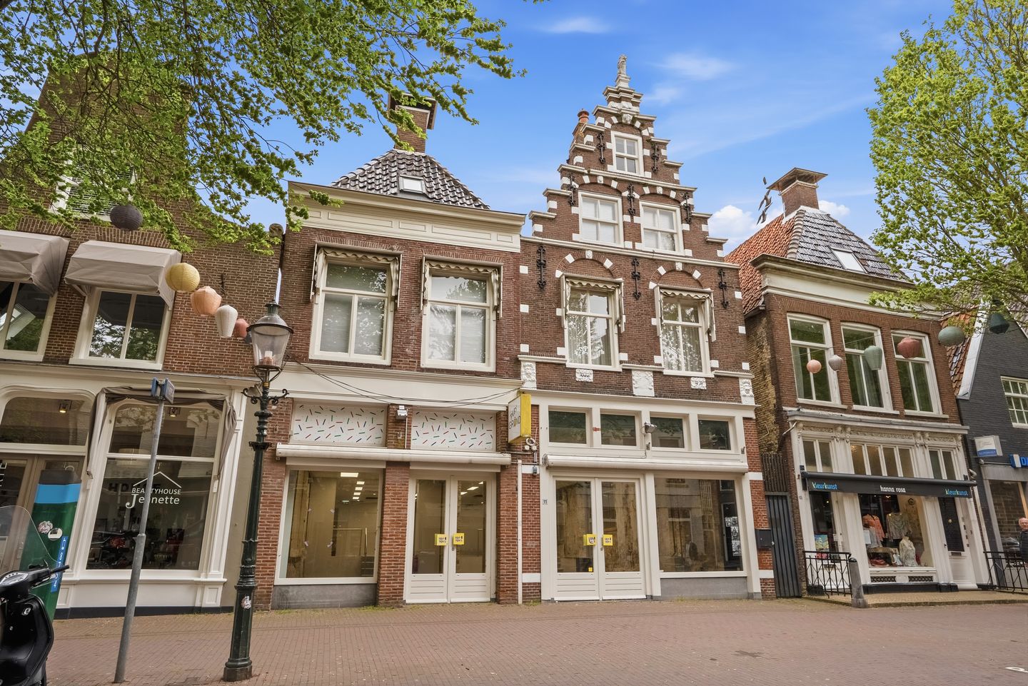 Bekijk foto 4 van Voorstraat 11