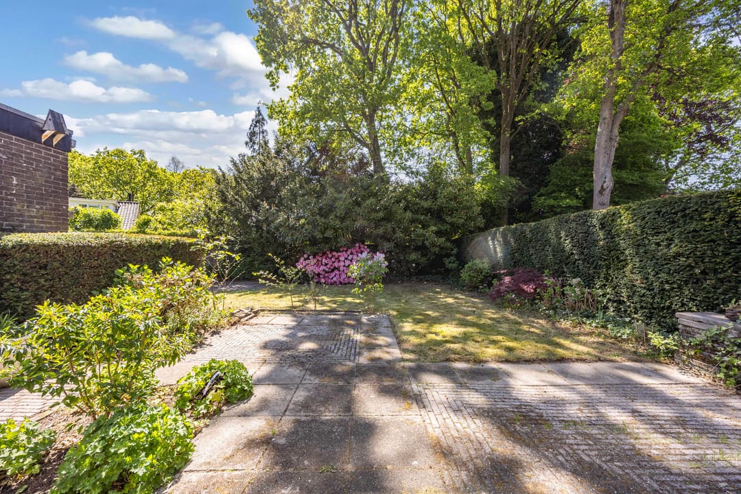 Spacious Semi-Detached House with 5 Bedrooms and 2 Bathrooms in Sijsjesberg — 17
