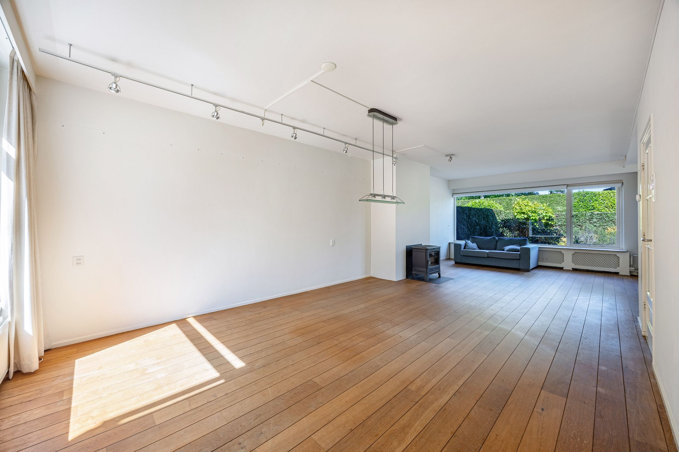 Spacious Semi-Detached House with 5 Bedrooms and 2 Bathrooms in Sijsjesberg — 12