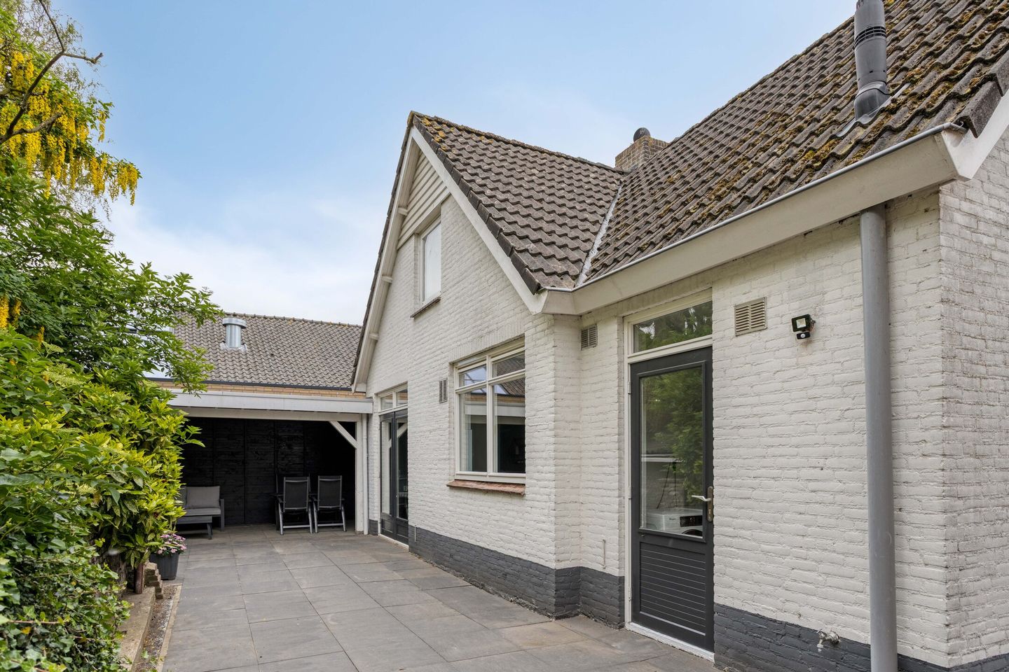 Photo 40 of Schoolstraat 8