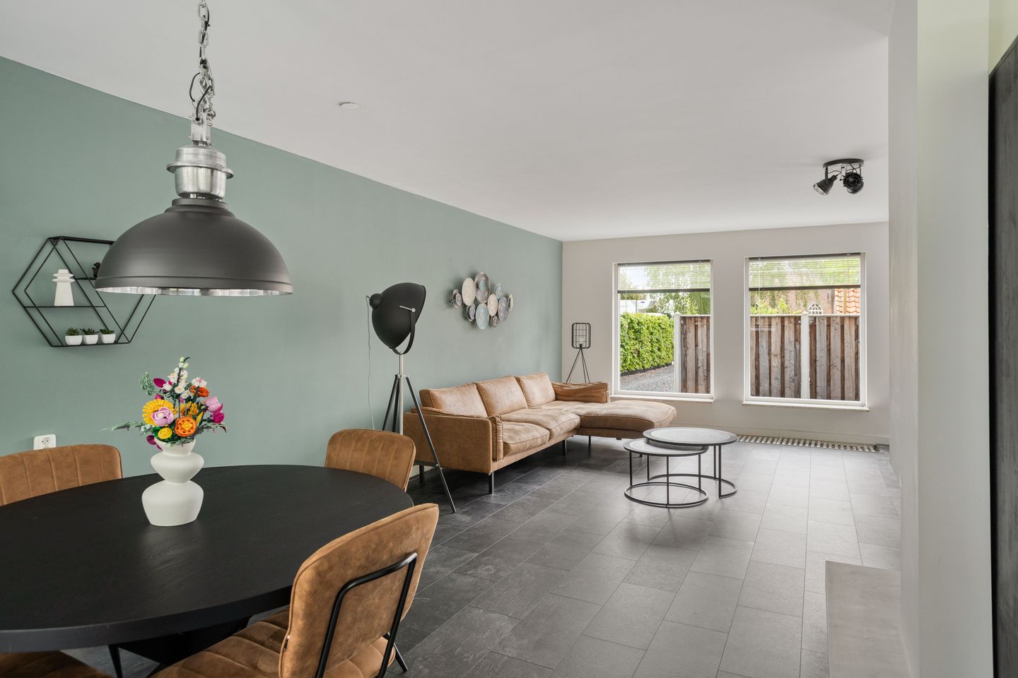 Photo 19 of Schoolstraat 8
