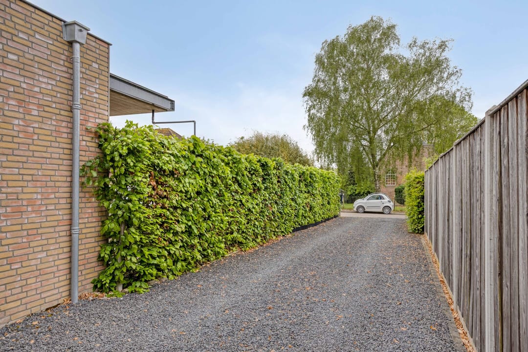 Photo 8 of Schoolstraat 8