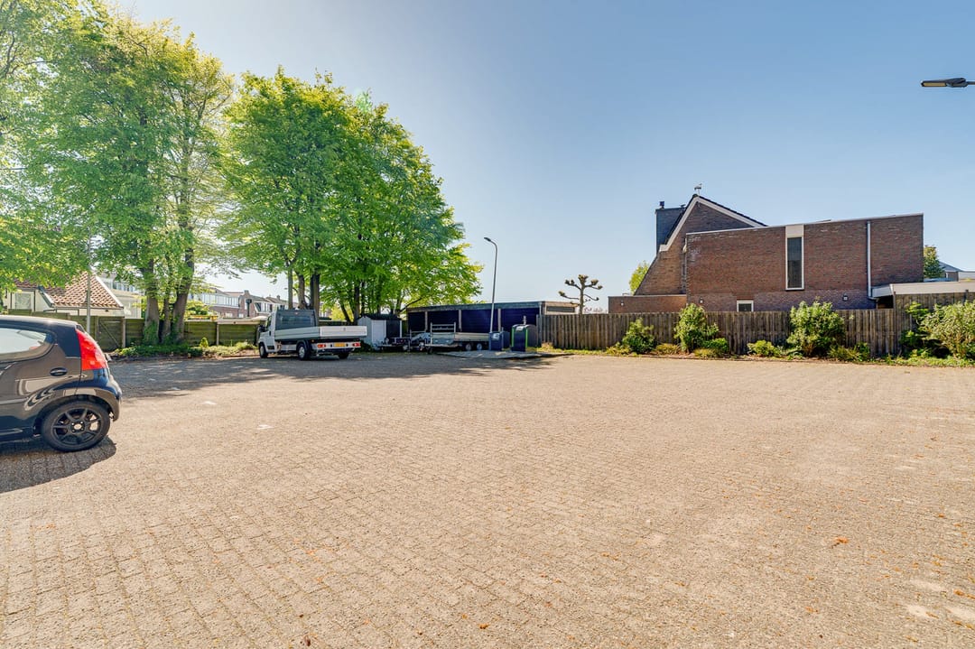 Photo 38 of Van den Endelaan 115