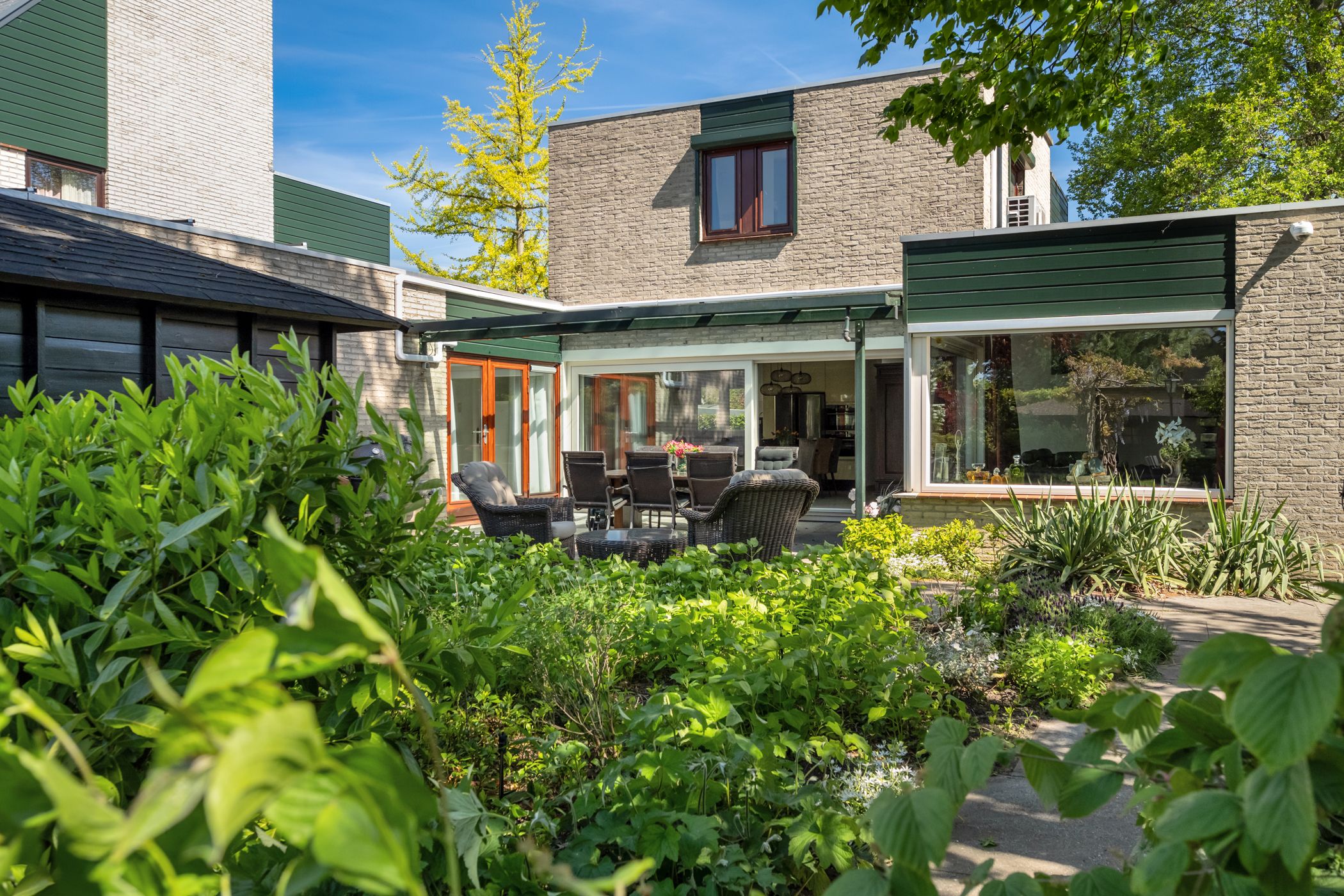 Photo 51 of Van Renesseborch 46