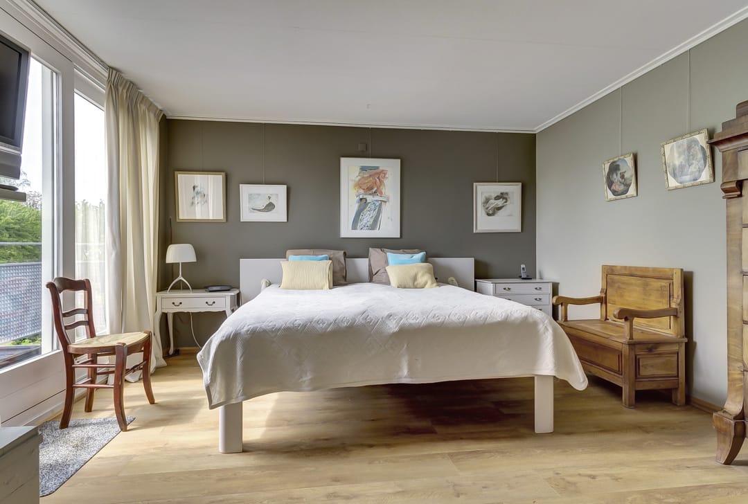 Spacious Detached Home in Elst with South-Facing Garden and Solar Panels — 31